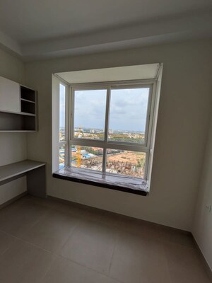 Room in 3 BHK Apartment at Bhartiya City Nikoo Homes 4, Thanisandra Main Road – for Rent