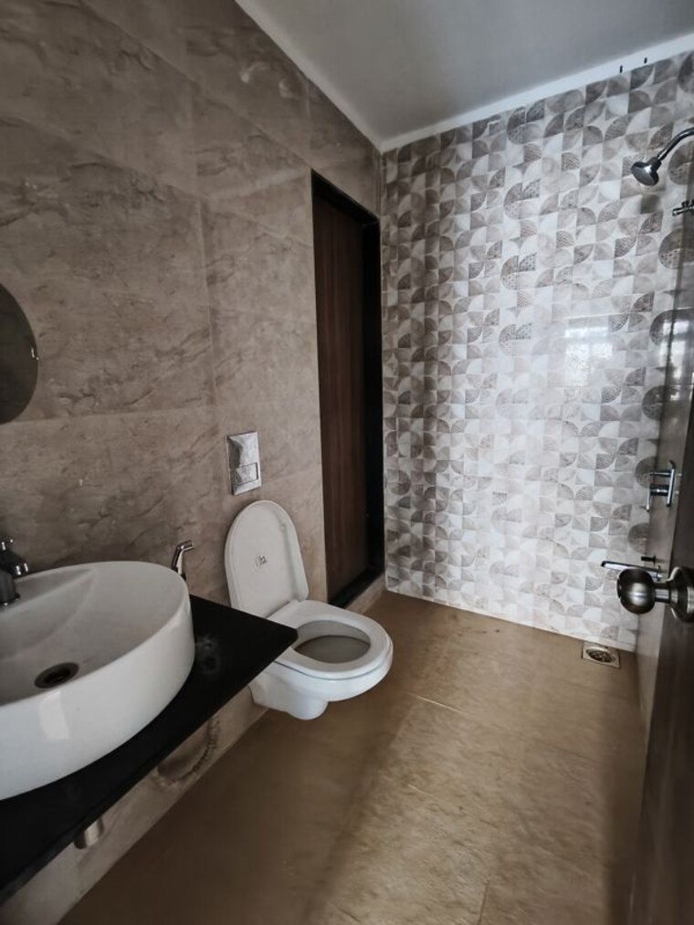 Bathroom, mahavir-square 2 Bedroom 700 Sq.Ft. Apartment In Manpada Thane 10423217