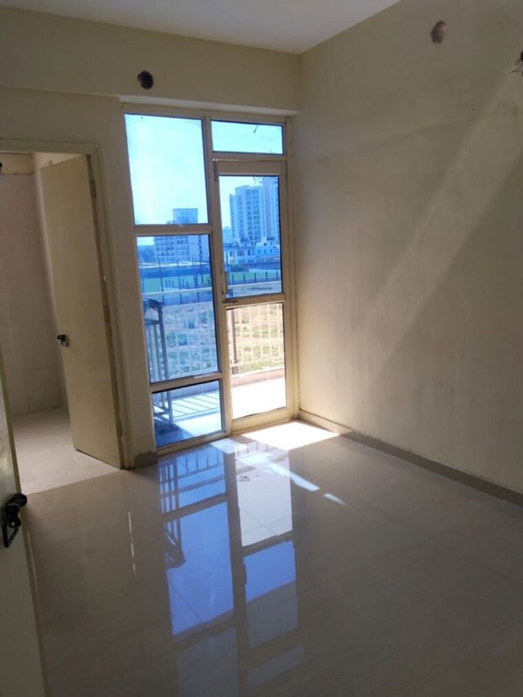Room, pyramid-urban-homes-2 3 Bedroom 645 Sq.Ft. Apartment In Sector 86 Gurgaon 10423213