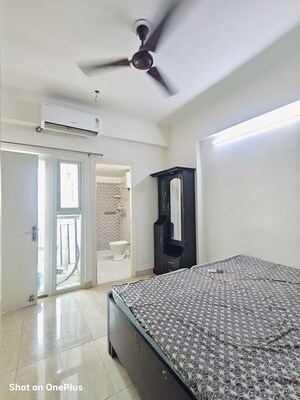 1 BHK Apartment For Rent in Gaur City 2 - 14th Avenue, Sector 16c Greater Noida