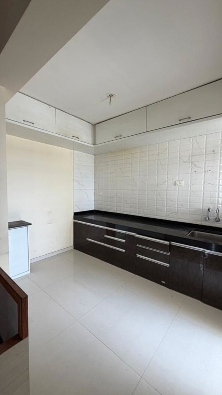 Kitchen, vision-indramegh 3 Bedroom 1300 Sq.Ft. Apartment In Tathawade Pune 10423049