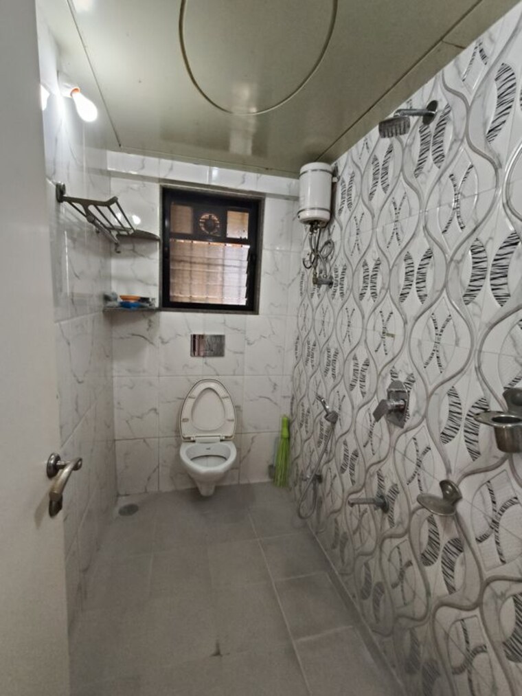 Bathroom, happy-valley 3 Bedroom 1200 Sq.Ft. Apartment In Manpada Thane 10423291