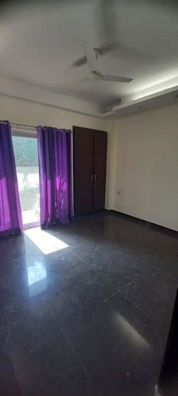 3 BHK + Pooja Room 2700 Sq.Ft. Builder Floor in S S Southend