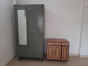 Room in 1 BHK Apartment at Madhavi CHS, Nerul – for Rent