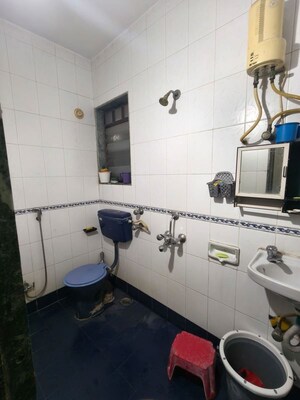 Team Area in 1 BHK Apartment at Madhavi CHS, Nerul – for Rent