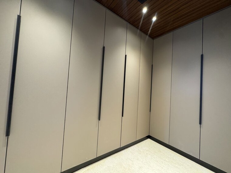 Cupboard, sector 7 4 Bedroom 4500 Sq.Ft. Builder Floor In Sector 7 Panchkula 10423290