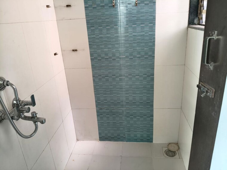 Bathroom, geetanjali-heights 1 Bedroom 450 Sq.Ft. Apartment In Seawoods Navi Mumbai 10423322