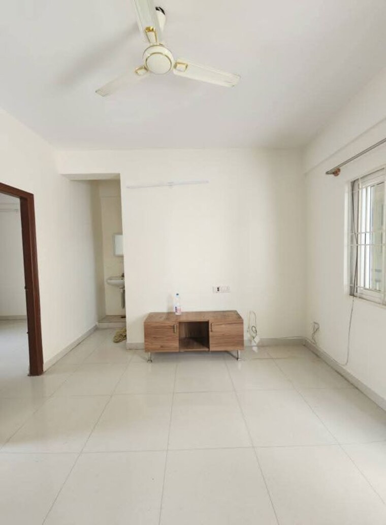Hall, harlur 1 Bedroom 500 Sq.Ft. Builder Floor In Harlur Bangalore 10423325