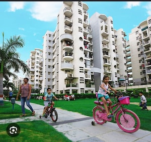 2 BHK Apartment For Sale in Omaxe Heights, Sector 86