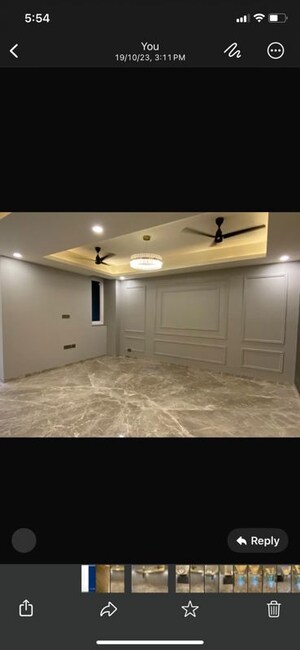 Room in 3 BHK Builder Floor at Sushant Lok I – for Rent