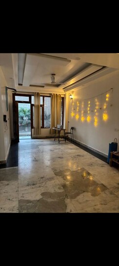 3 BHK Builder Floor For Rent in Vasant Kunj Enclave