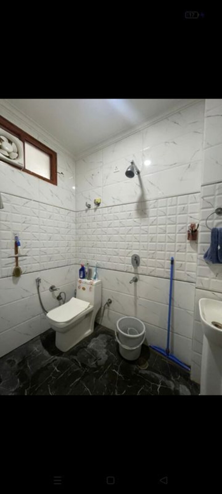 Team Area, vasant kunj enclave 3 Bedroom 120 Sq.Yd. Builder Floor In Vasant Kunj Enclave Delhi 10423340