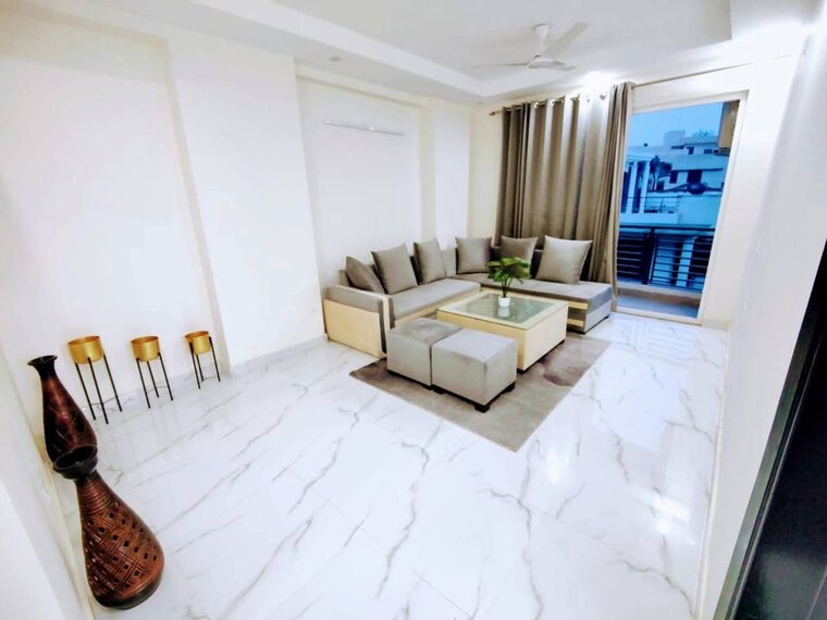 Living Room, bptp-amstoria 4 Bedroom 250 Sq.Yd. Apartment In Sector 102 Gurgaon 10423352