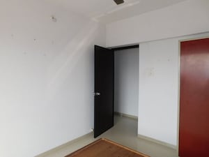 Room in 3 BHK Apartment at STG Marigold Siddheshwar Garden, Dhokali – for Rent