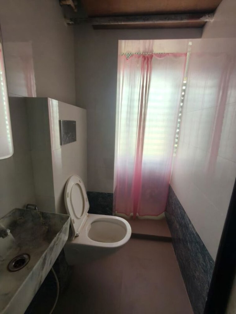 Bathroom, army-welfare-chs 3.5 Bedroom 1280 Sq.Ft. Apartment In Nerul Navi Mumbai 10423370