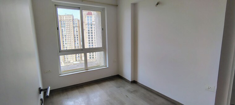 Room, hiranandani-estate 2.5 Bedroom 900 Sq.Ft. Apartment In Ghodbunder Road Thane 10423386