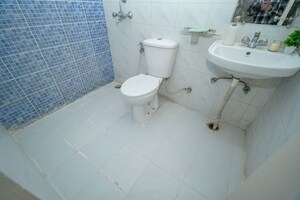 Bathroom in 3.5 BHK Apartment at Mahaluxmi Migsun Ultimo, Omicron Iii Greater Noida – for Sale