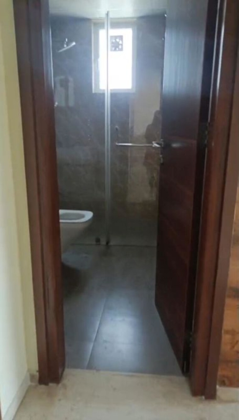 Bathroom, ajmera-zeon 2 Bedroom 925 Sq.Ft. Apartment In Bhakti Park Mumbai 10423383