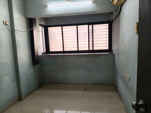 Room in 1 BHK Apartment at Pacific Towers, Nerul Sector 27 – for Rent