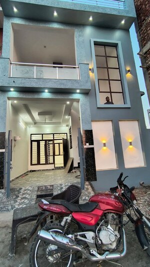 4 BHK Independent House For Sale in Laxman Chowk