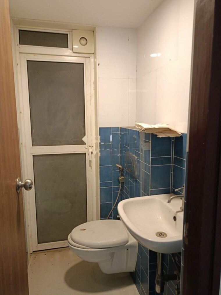 Bathroom, lodha-amara 1 Bedroom 906 Sq.Ft. Apartment In Kolshet Road Thane 10423467