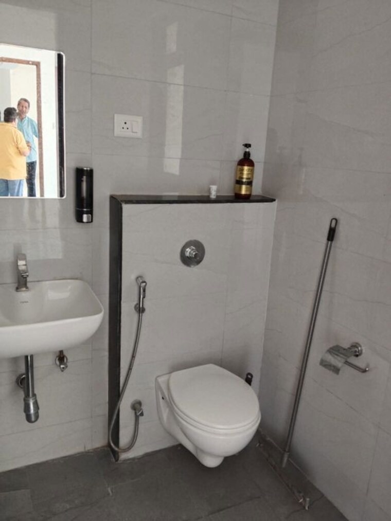 Bathroom, vtp-hilife 3 Bedroom 1180 Sq.Ft. Apartment In Wakad Pune 10423462