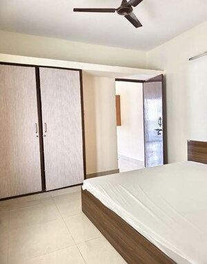 Room in 1 BHK Penthouse at Sri Sri Homes CV Raman Nagar, Cv Raman Nagar – for Rent