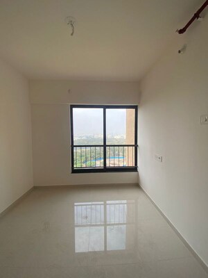 Room in 1 BHK Apartment at Shapoorji Pallonji Joyville Hadapsar Annexe, Hadapsar – for Rent