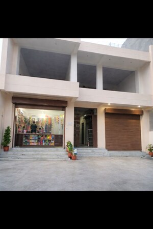  Shop – Exterior View View at Khushboo Complex, Fazullaganj - for Rent