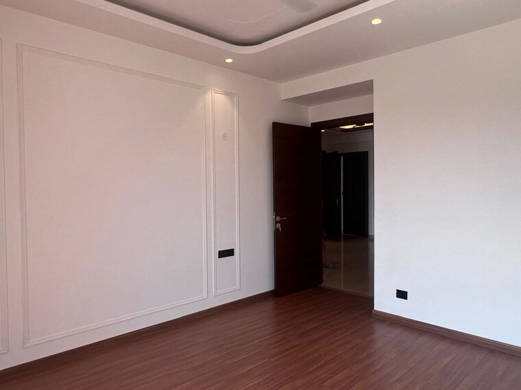 Room, emaar-mgf-emerald-hills 4 Bedroom 270 Sq.Yd. Builder Floor In Sector 65 Gurgaon 10423000