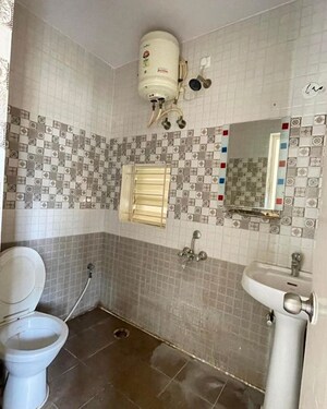 Bathroom in 2 BHK Builder Floor at Harlur – for Rent