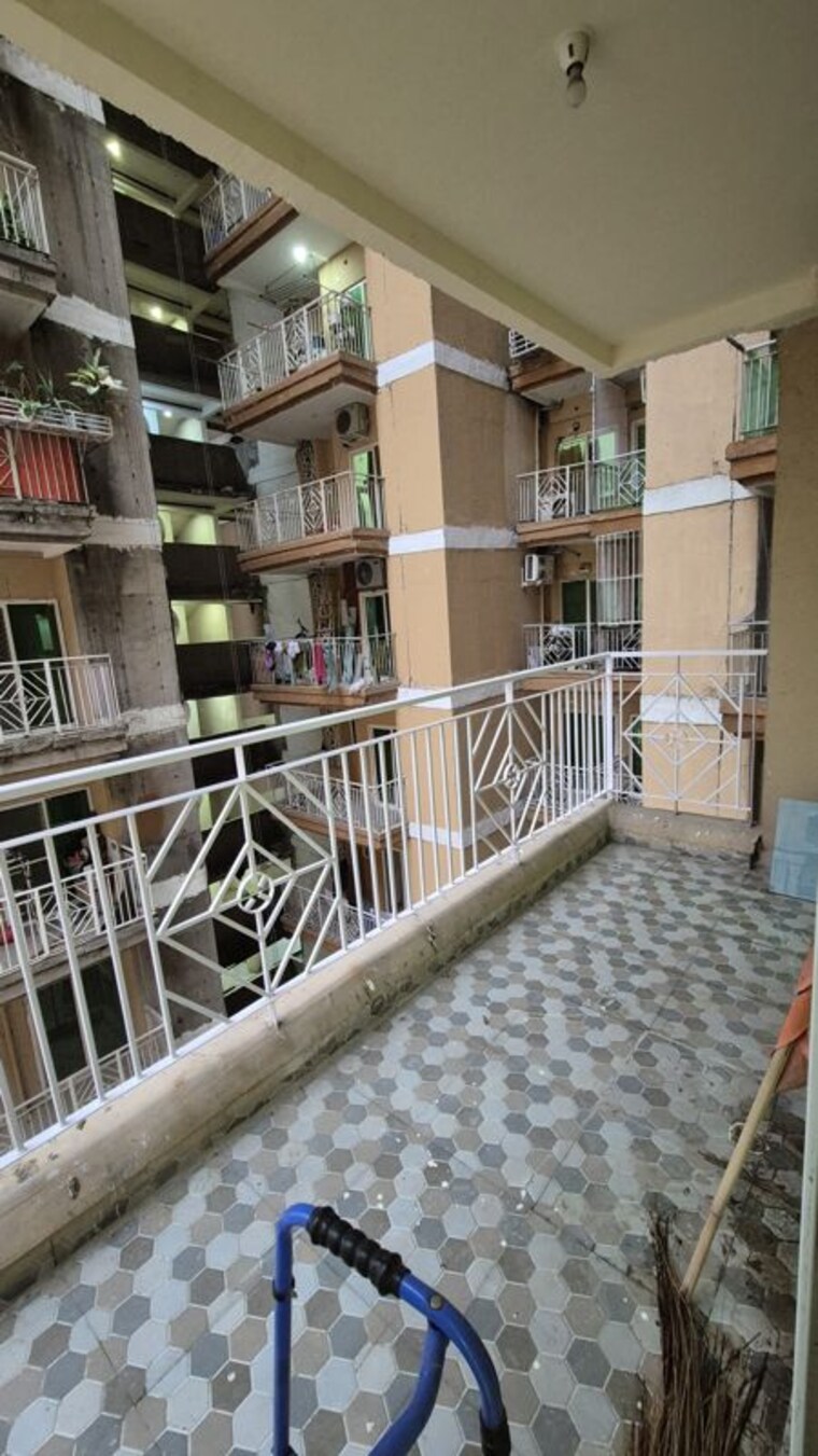 Balcony, migsun-twiinz 3 Bedroom 1250 Sq.Ft. Apartment In Eta Ii Greater Noida Greater Noida 10423711