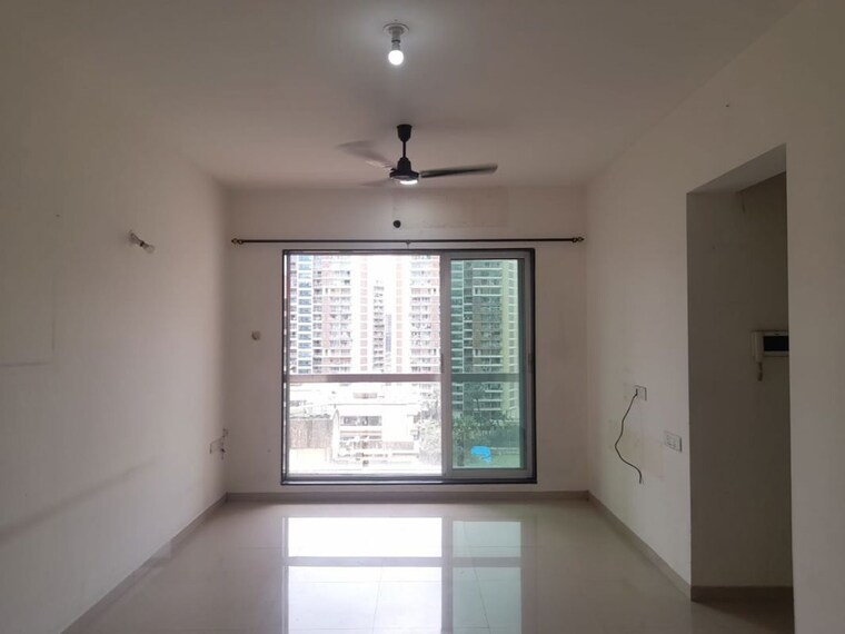 Room, lokhandwala-octacrest 2 Bedroom 780 Sq.Ft. Apartment In Kandivali East Mumbai 10423746