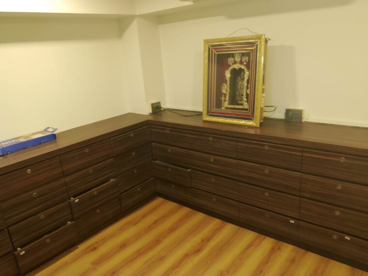 undefined, om-heera-panna-mall Commercial Office Space 300 Sq.Ft. In Andheri West Mumbai 10423167