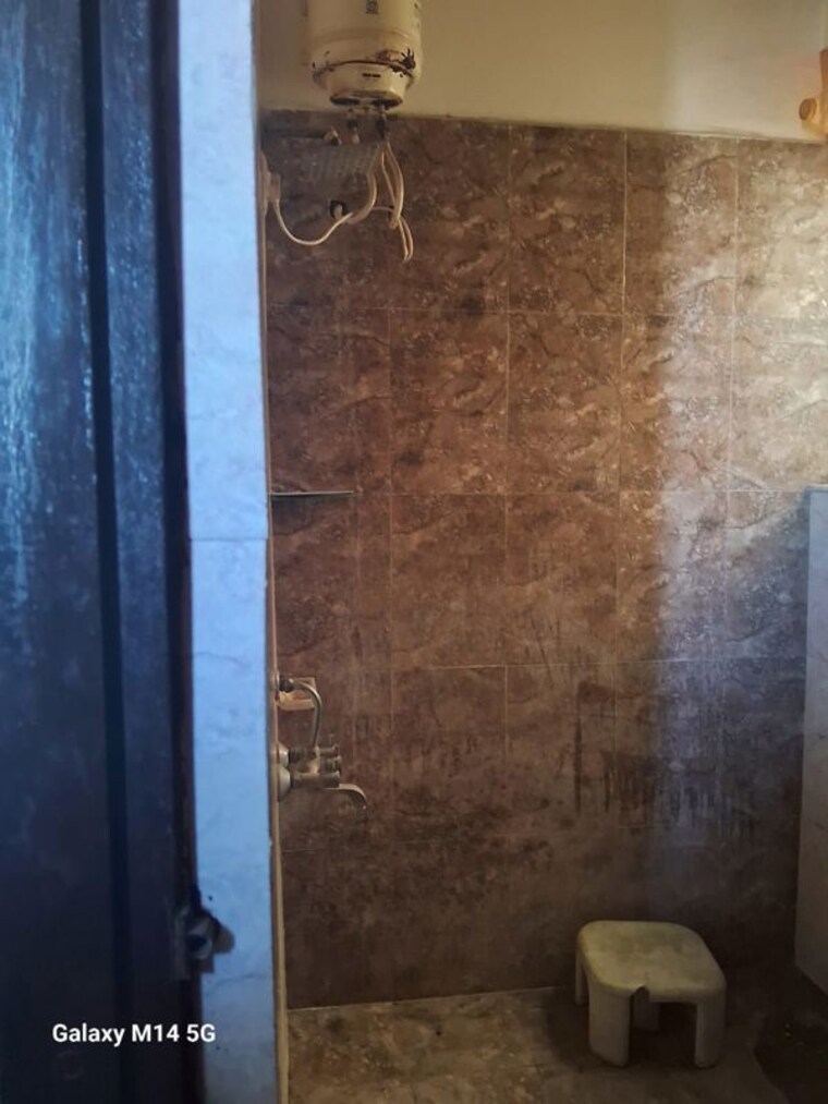 Bathroom, shakkar khedi 1 Bedroom 900 Sq.Ft. Apartment In Shakkar Khedi Indore 10423701