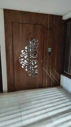 Bedroom in 3 BHK Apartment at Oberoi Exquisite Goregaon, Goregaon East – for Rent