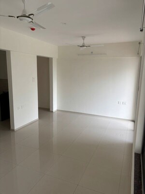 Room in 2 BHK Apartment at Saarrthi Skybay, Mahalunge – for Rent