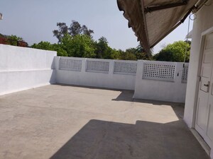 Balcony in 2 BHK Builder Floor at Golf Links – for Rent