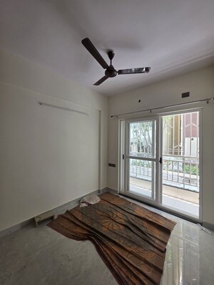 Room in 2 BHK Builder Floor at Reliaable Lakedew Residency -1, Haralur Road – for Rent