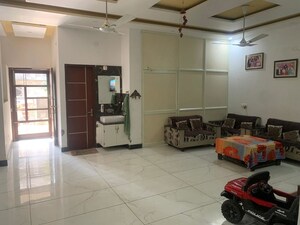 4 BHK Independent House For Rent in Ghazipur
