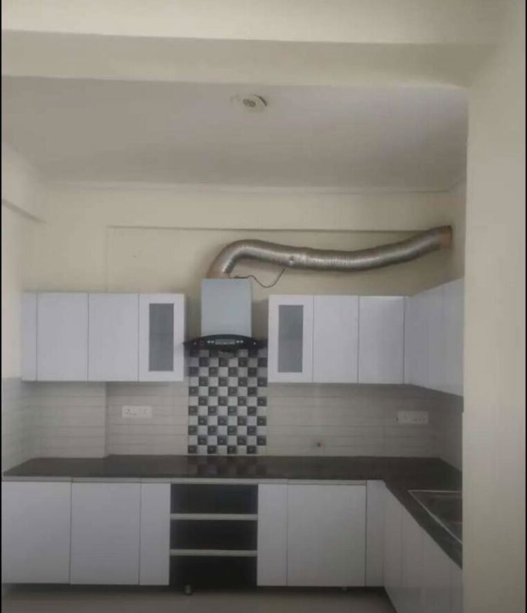 Kitchen, mona-greens 3 Bedroom 1500 Sq.Ft. Apartment In Ghazipur Zirakpur 10423893
