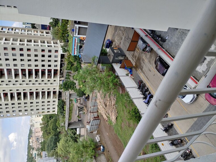 Balcony, nahar-f-residences 2 Bedroom 1000 Sq.Ft. Apartment In Balewadi Pune 10423903