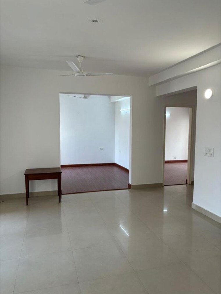 Room, jaypee-greens-kosmos 2.5 Bedroom 1365 Sq.Ft. Apartment In Sector 134 Noida 10423913