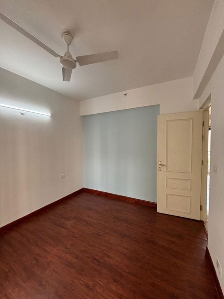 Room, jaypee-greens-kosmos 2.5 Bedroom 1365 Sq.Ft. Apartment In Sector 134 Noida 10423913