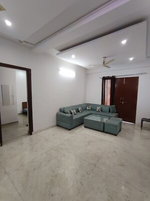Parking in 3 BHK Builder Floor at Vipul World Floors, Sector 48 – for Rent