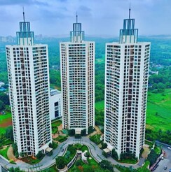2.5 BHK Apartment For Sale in Oberoi Realty Woods