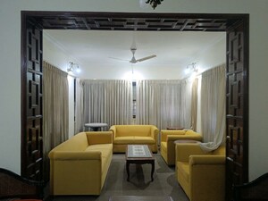 Living Room in 3.5 BHK Apartment at Vasant Kunj – for Rent
