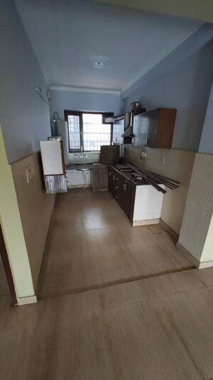 Kitchen in 3 BHK Builder Floor at Vipul World Floors, Sector 48 – for Rent