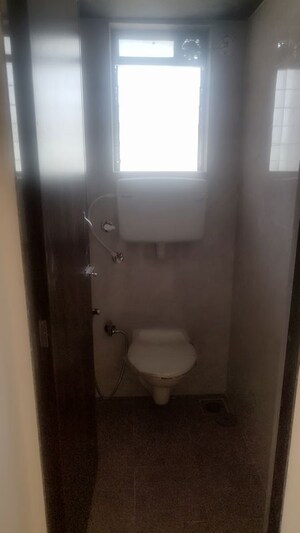 Bathroom in 1 BHK Apartment at Laxmi Niwas Dombivli West, Dombivli West – for Rent
