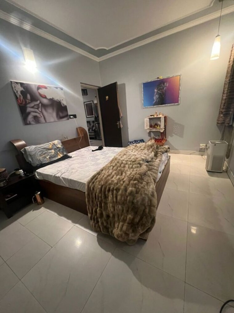 Bedroom, vasant kunj 3 Bedroom 2100 Sq.Ft. Apartment In Vasant Kunj Delhi 10423985